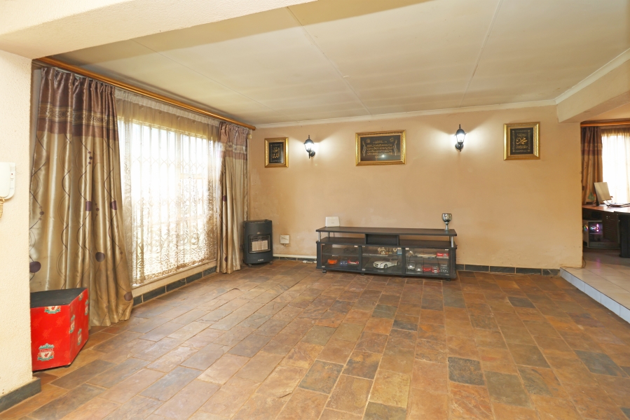 3 Bedroom Property for Sale in Allens Nek Gauteng