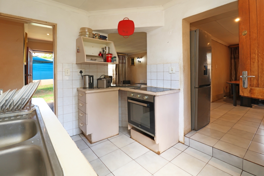 3 Bedroom Property for Sale in Allens Nek Gauteng