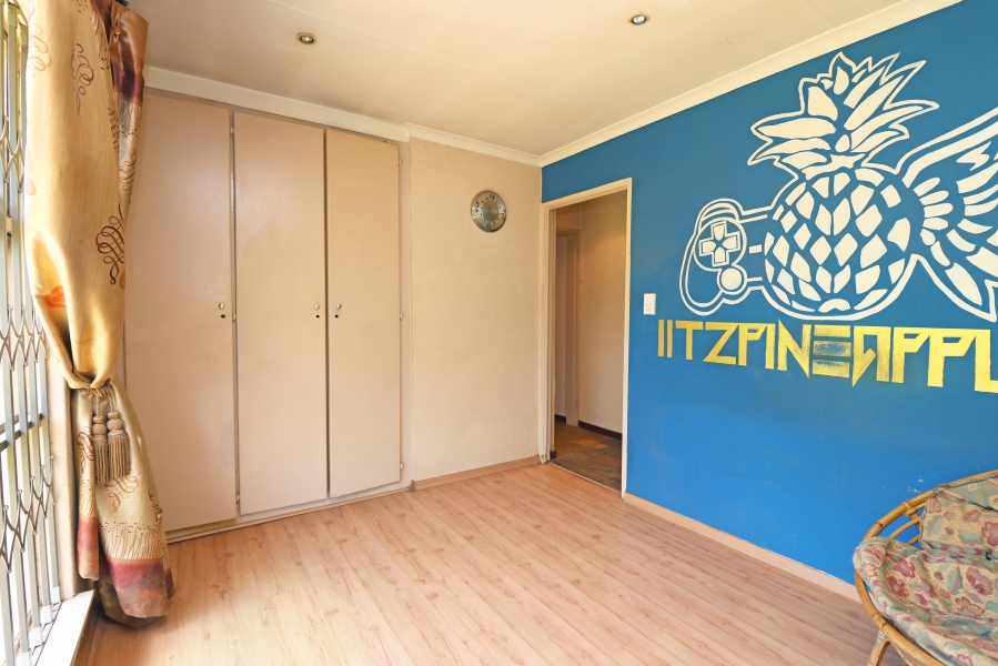 3 Bedroom Property for Sale in Allens Nek Gauteng