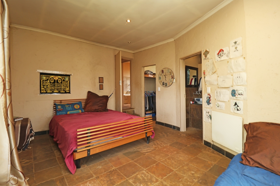 3 Bedroom Property for Sale in Allens Nek Gauteng