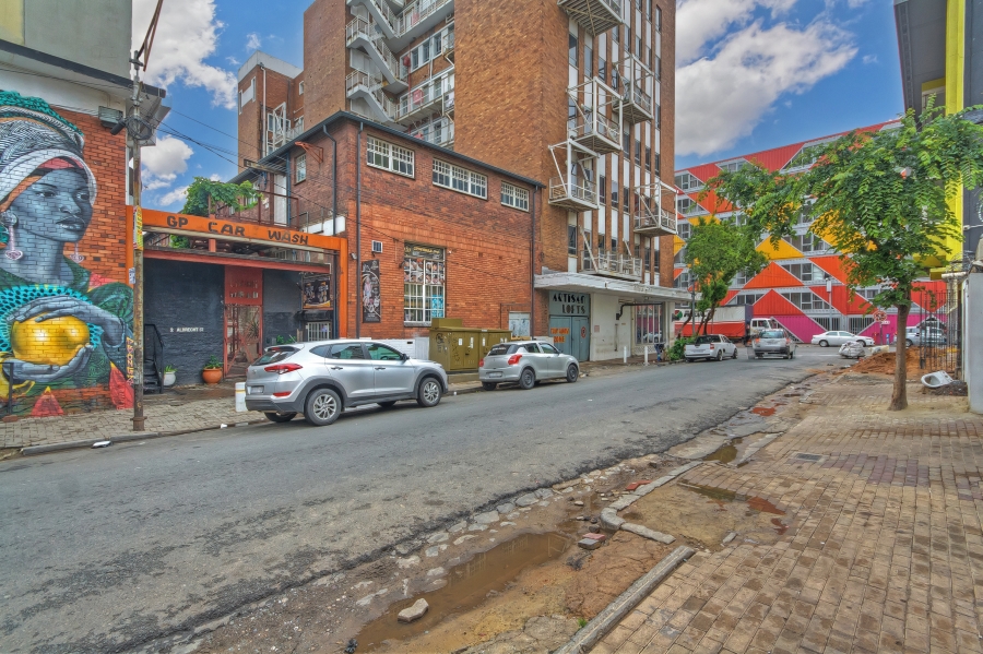 1 Bedroom Property for Sale in Maboneng Gauteng