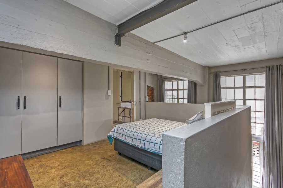 1 Bedroom Property for Sale in Maboneng Gauteng