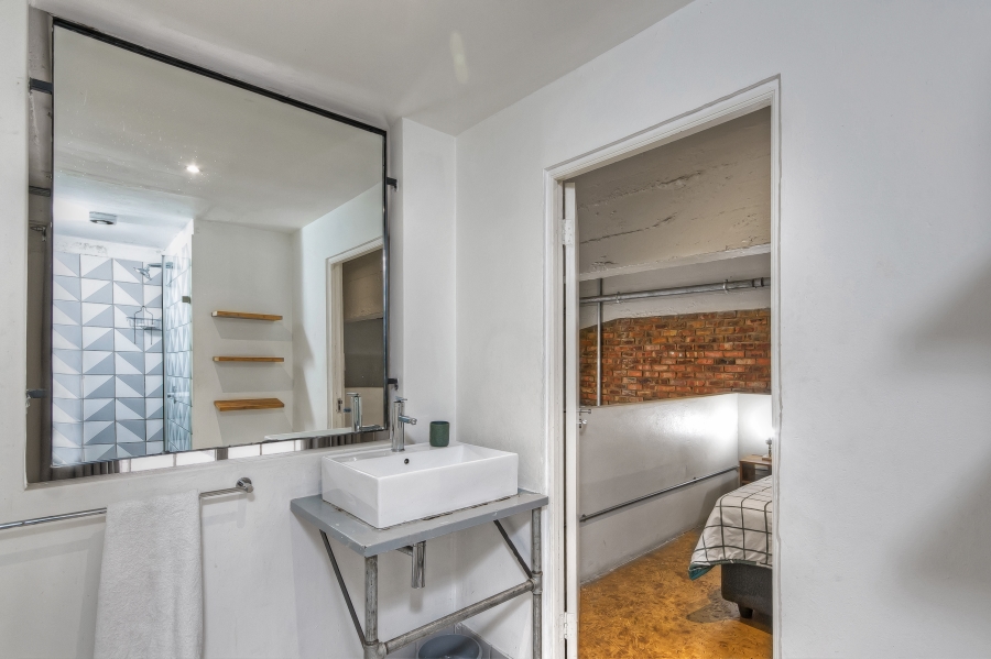 1 Bedroom Property for Sale in Maboneng Gauteng