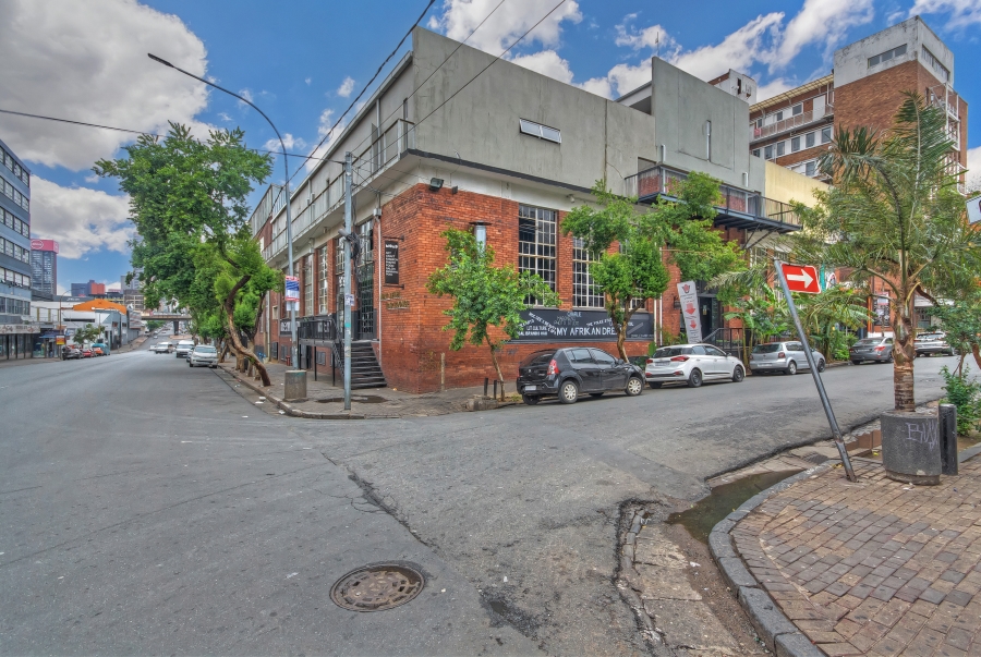 1 Bedroom Property for Sale in Maboneng Gauteng