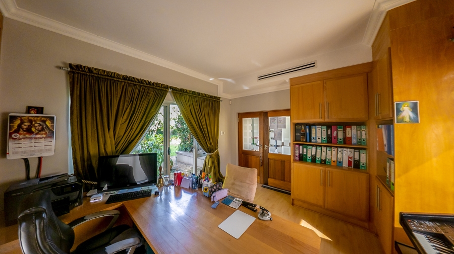 4 Bedroom Property for Sale in Midstream Estate Gauteng