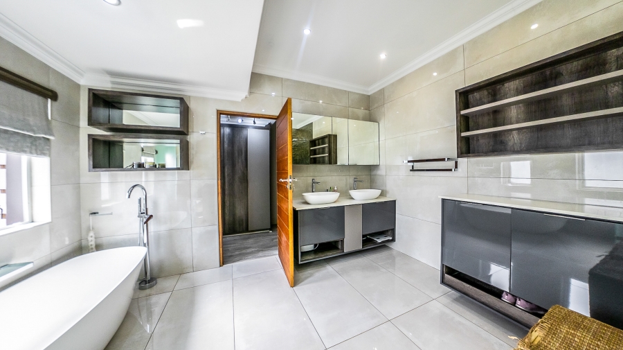 4 Bedroom Property for Sale in Midstream Estate Gauteng