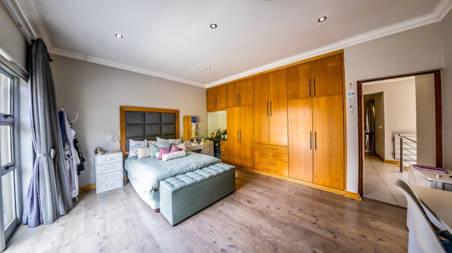 4 Bedroom Property for Sale in Midstream Estate Gauteng