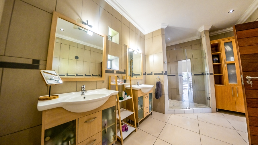 4 Bedroom Property for Sale in Midstream Estate Gauteng