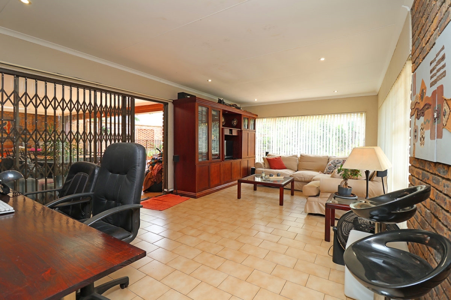 3 Bedroom Property for Sale in Bruma Gauteng