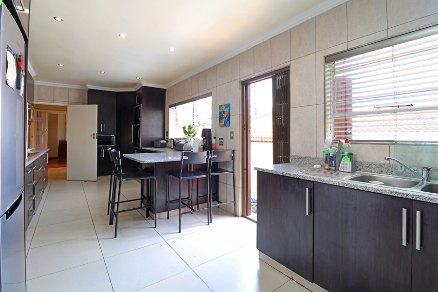 3 Bedroom Property for Sale in Bruma Gauteng