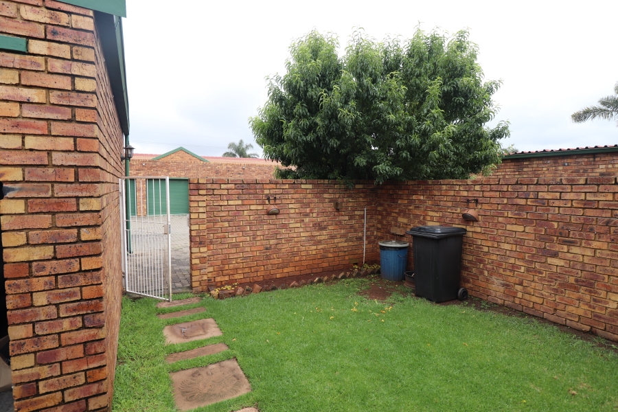 To Let 3 Bedroom Property for Rent in Terenure Gauteng
