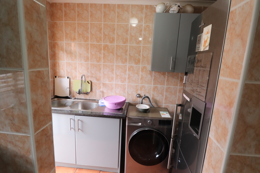 To Let 3 Bedroom Property for Rent in Terenure Gauteng