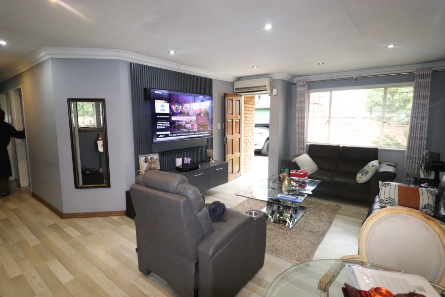 To Let 3 Bedroom Property for Rent in Terenure Gauteng