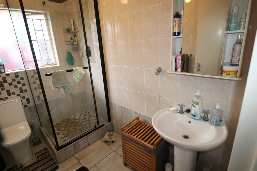 To Let 3 Bedroom Property for Rent in Terenure Gauteng