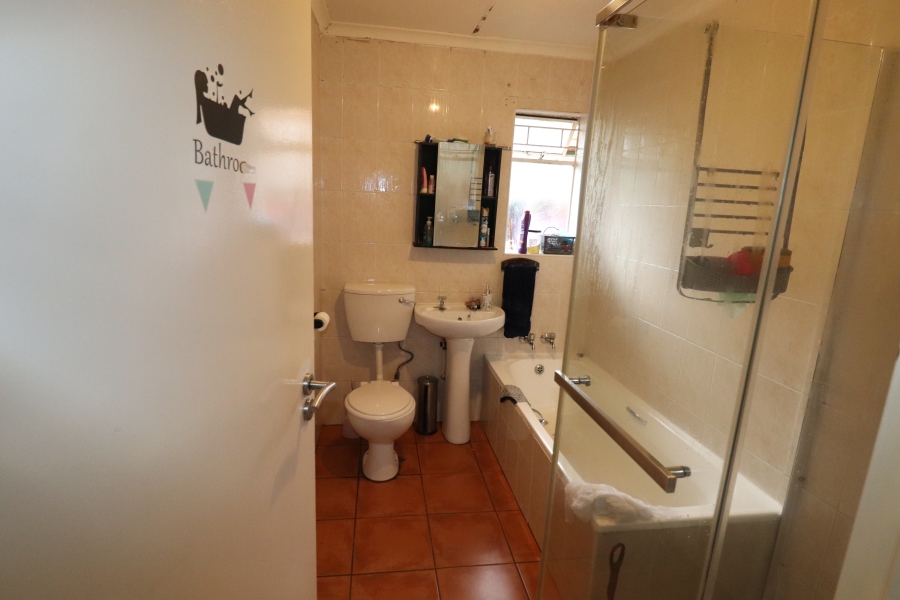 To Let 3 Bedroom Property for Rent in Terenure Gauteng