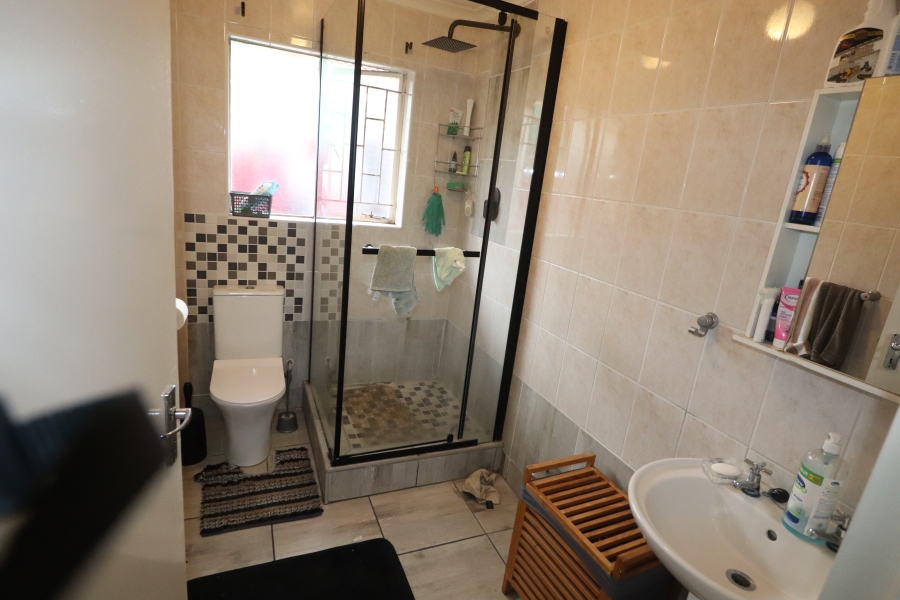 To Let 3 Bedroom Property for Rent in Terenure Gauteng