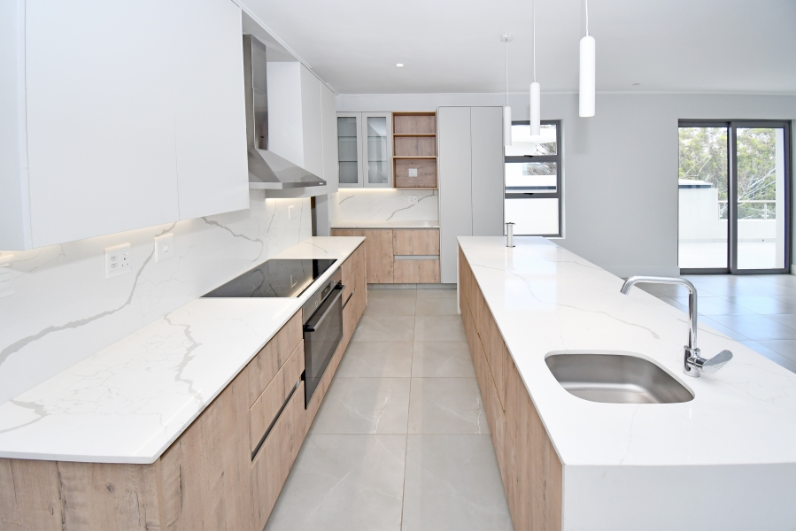 To Let 4 Bedroom Property for Rent in Parkwood Gauteng