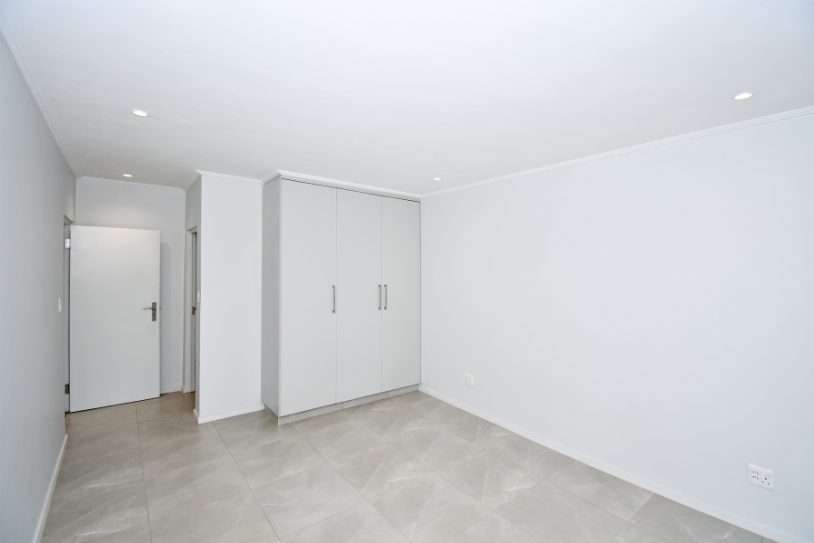 To Let 3 Bedroom Property for Rent in Parkwood Gauteng