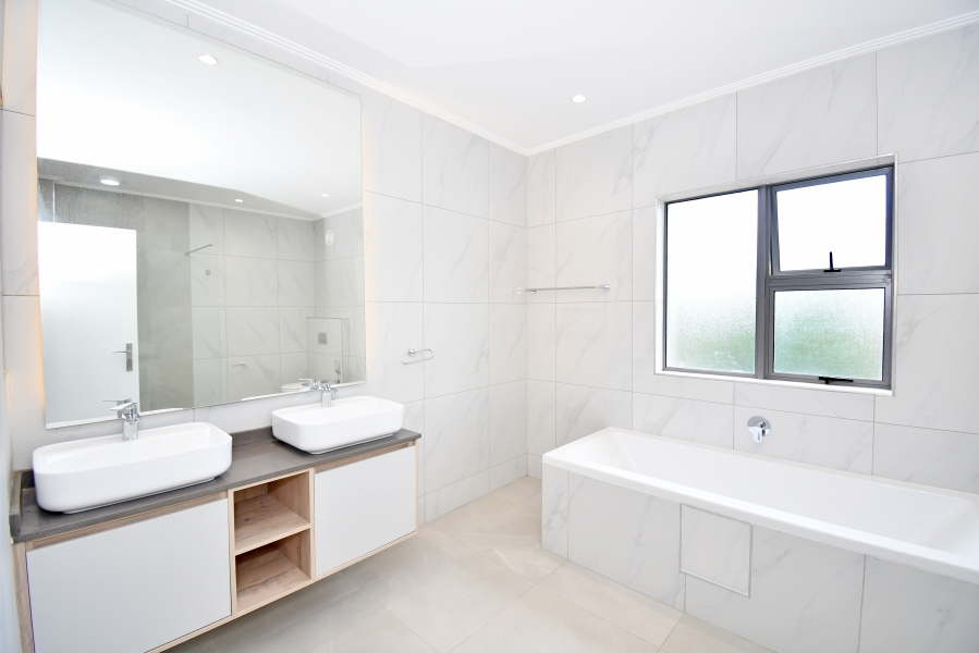 To Let 3 Bedroom Property for Rent in Parkwood Gauteng