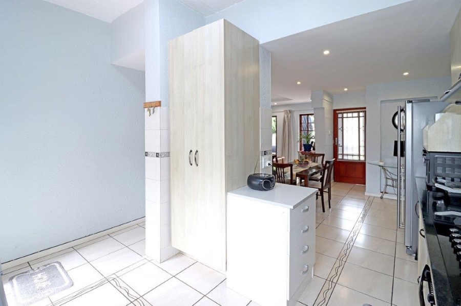 3 Bedroom Property for Sale in Dowerglen Ext 4 Gauteng