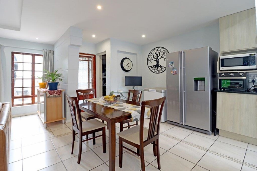 3 Bedroom Property for Sale in Dowerglen Ext 4 Gauteng