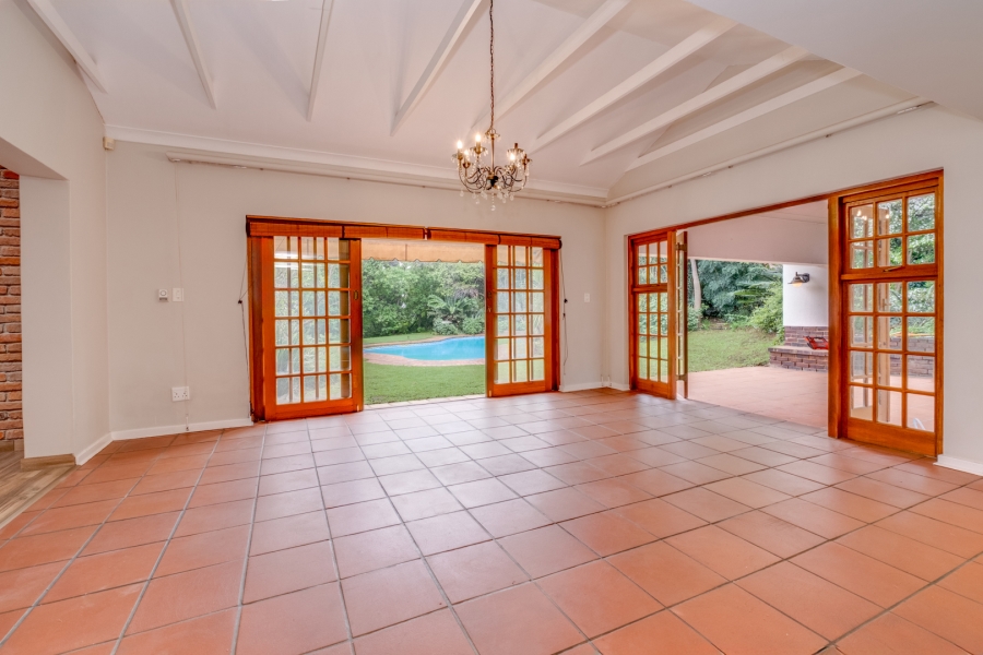 4 Bedroom Property for Sale in Sunninghill Gauteng