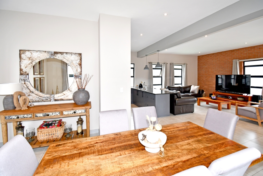 3 Bedroom Property for Sale in Fairland Gauteng