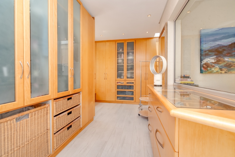 5 Bedroom Property for Sale in Morningside Gauteng