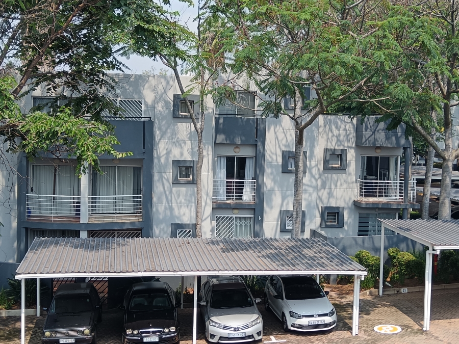 To Let 2 Bedroom Property for Rent in Sandown Gauteng