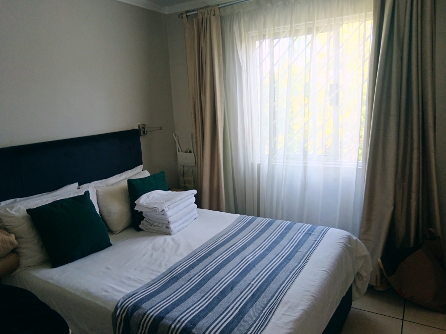 To Let 2 Bedroom Property for Rent in Sandown Gauteng