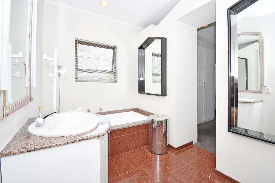 4 Bedroom Property for Sale in Norwood Gauteng