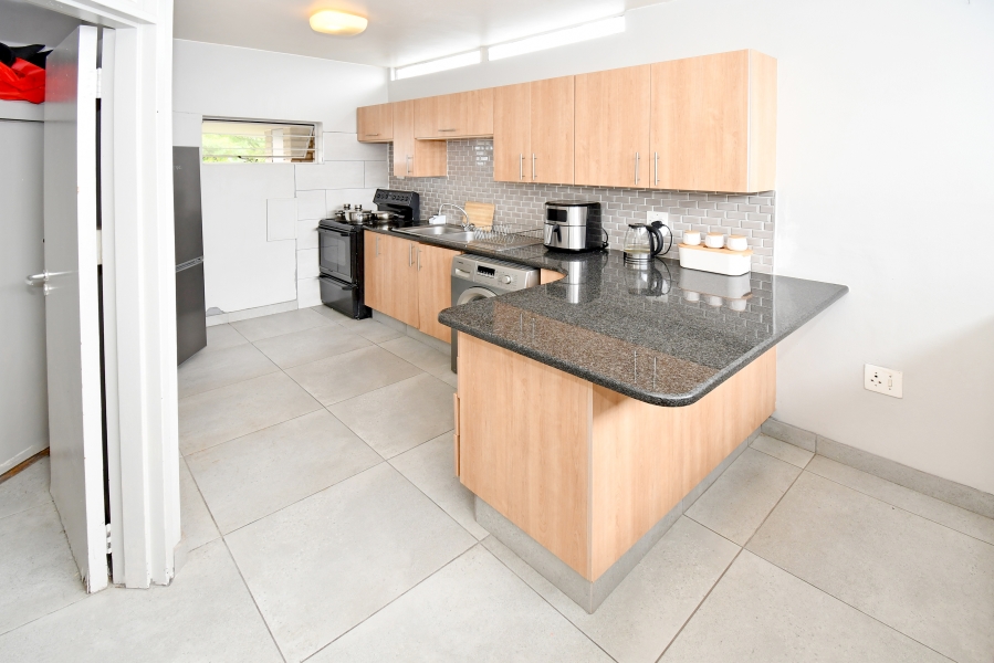 1 Bedroom Property for Sale in Norwood Gauteng