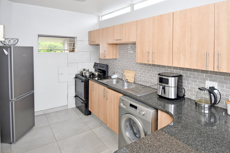 1 Bedroom Property for Sale in Norwood Gauteng