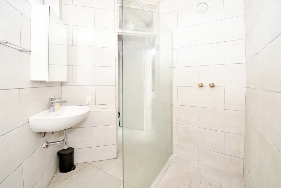 1 Bedroom Property for Sale in Norwood Gauteng