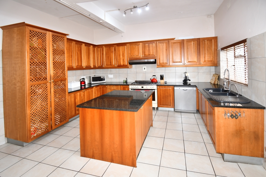 4 Bedroom Property for Sale in Houghton Estate Gauteng