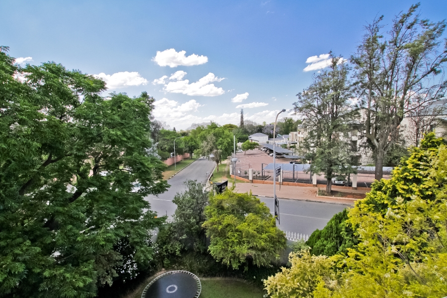 2 Bedroom Property for Sale in Parktown North Gauteng