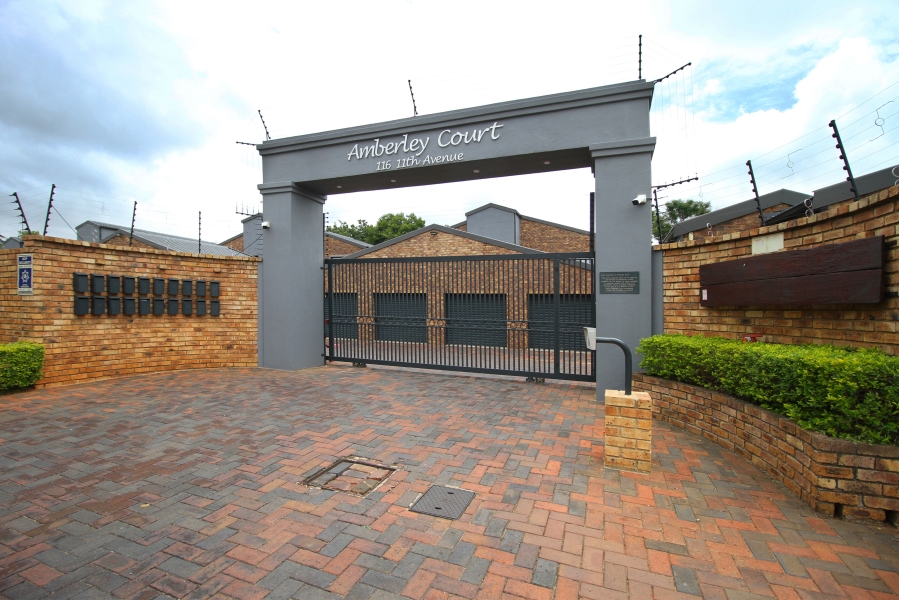 2 Bedroom Property for Sale in Fairland Gauteng