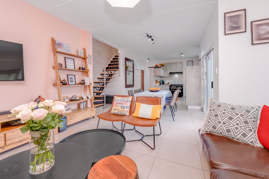 3 Bedroom Property for Sale in Maroeladal Gauteng