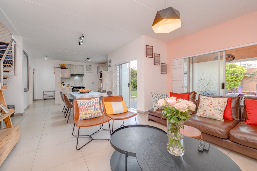 3 Bedroom Property for Sale in Maroeladal Gauteng