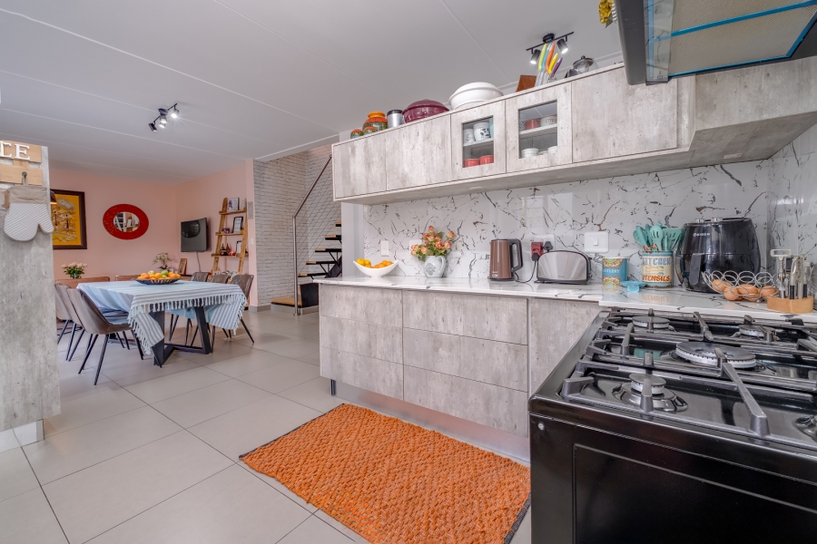 3 Bedroom Property for Sale in Maroeladal Gauteng