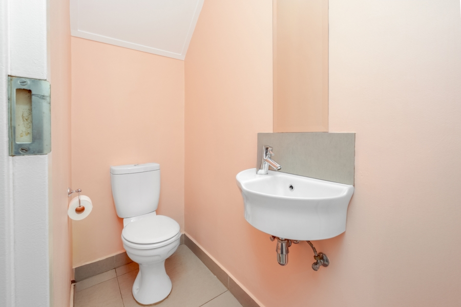 3 Bedroom Property for Sale in Maroeladal Gauteng