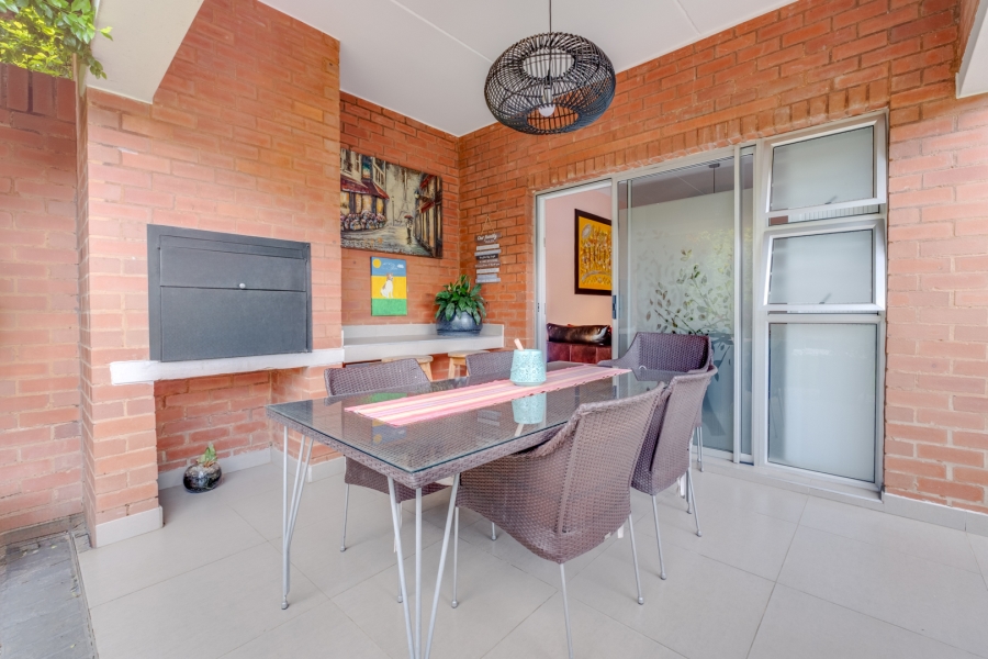 3 Bedroom Property for Sale in Maroeladal Gauteng