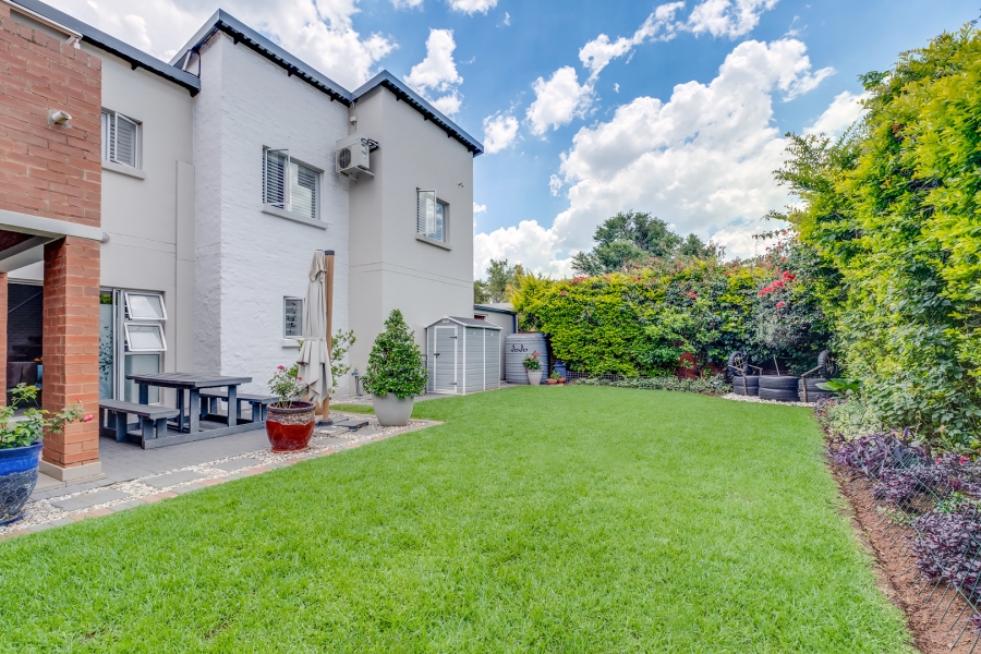 3 Bedroom Property for Sale in Maroeladal Gauteng