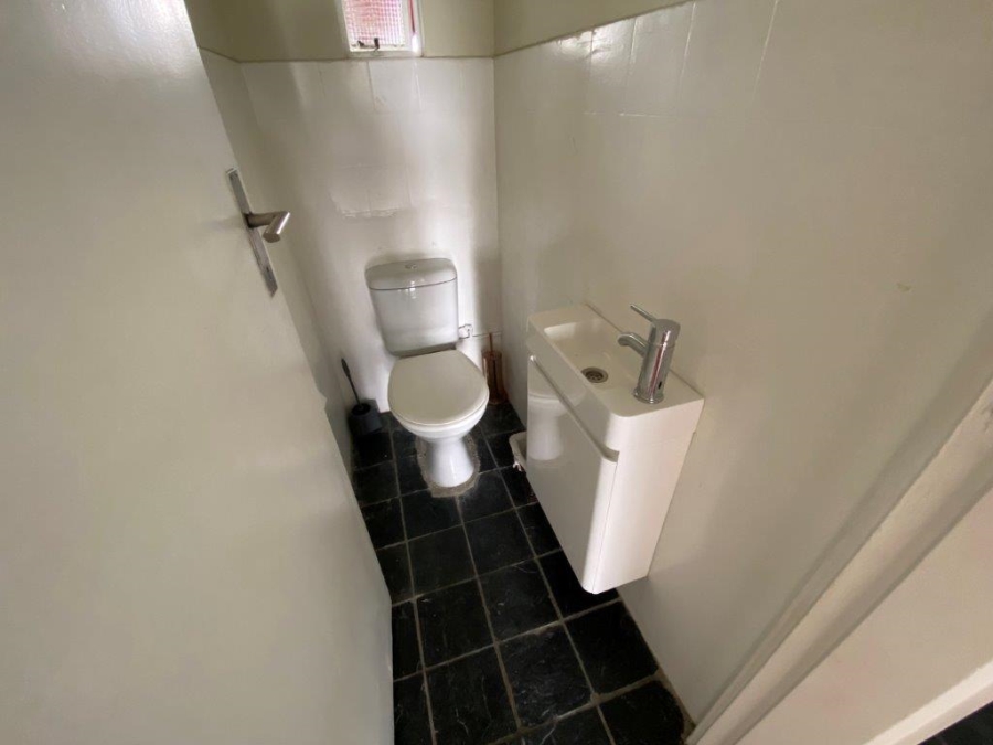 To Let 1 Bedroom Property for Rent in Melrose Gauteng