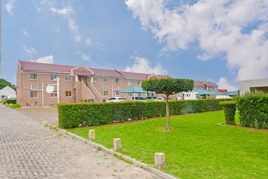 2 Bedroom Property for Sale in Bramley View Gauteng