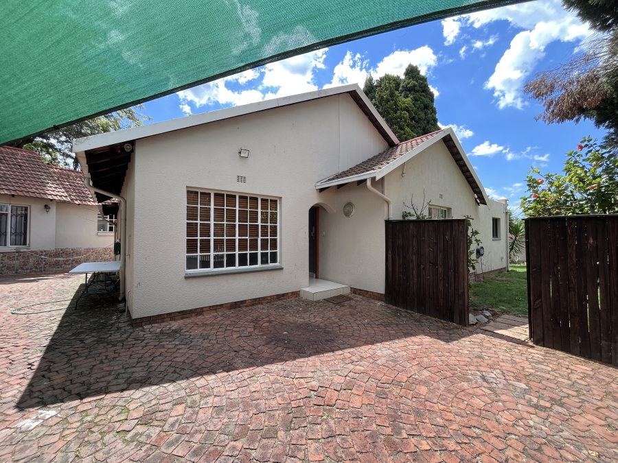 To Let 3 Bedroom Property for Rent in Bloubosrand Gauteng