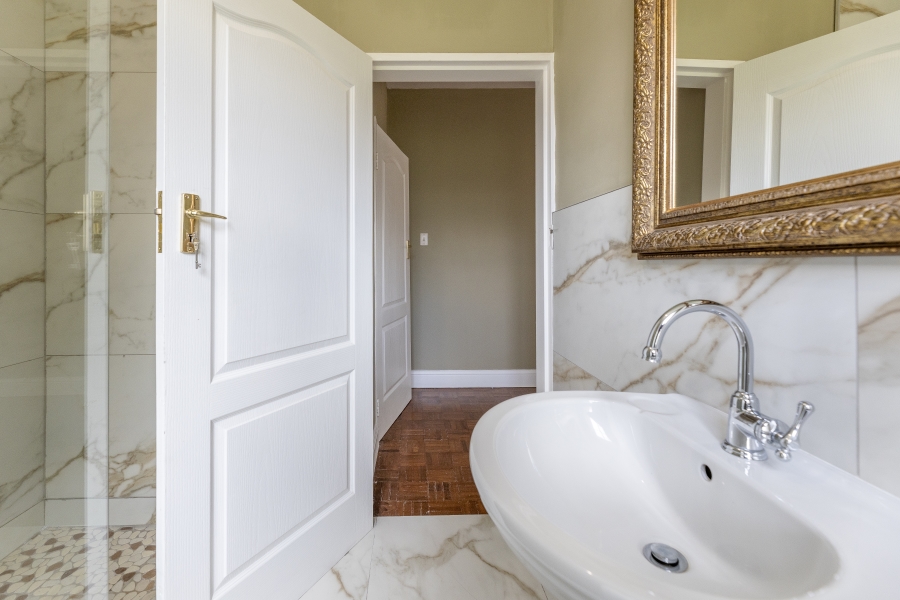 3 Bedroom Property for Sale in Birdhaven Gauteng