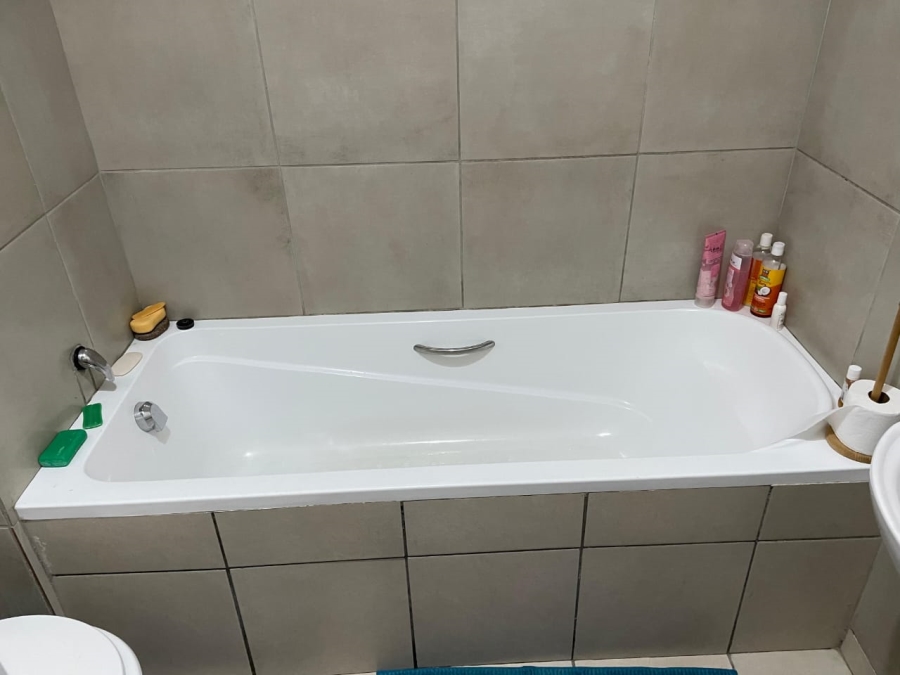 2 Bedroom Property for Sale in Witfield Gauteng