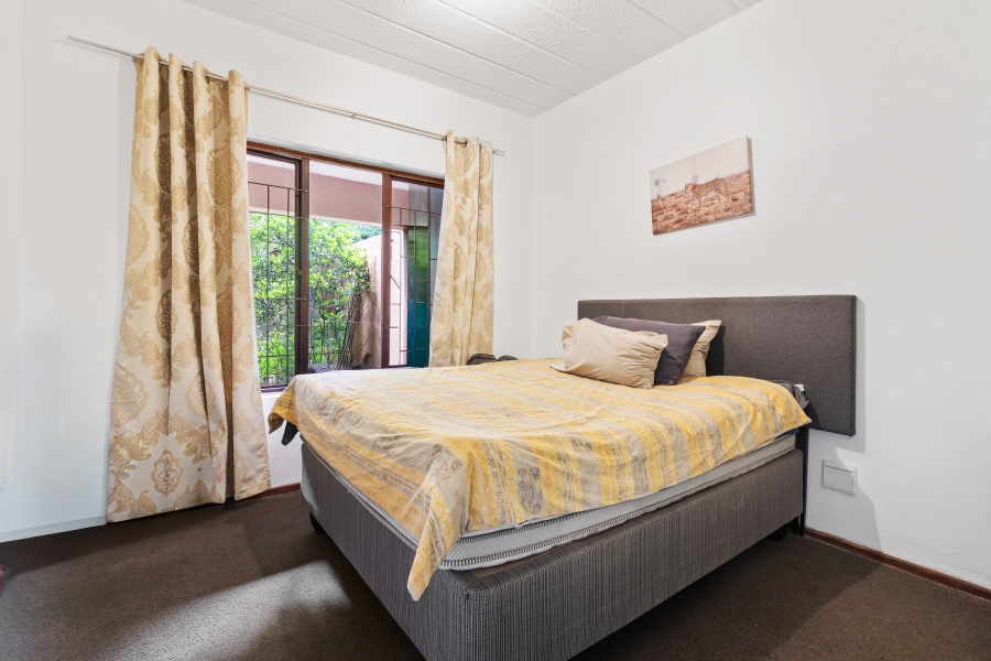 1 Bedroom Property for Sale in Sunninghill Gauteng