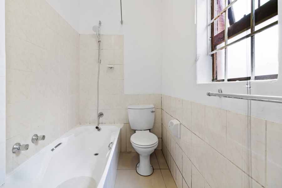 1 Bedroom Property for Sale in Sunninghill Gauteng